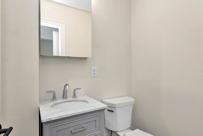 Photo - Renovated 7 bed/7 bath in Somerville