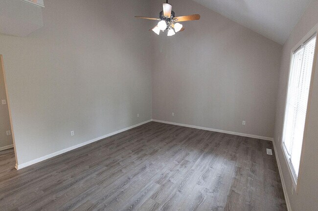 Photo - 4836 Meadow Lark Ln