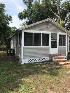 Photo - 419 W Hull Ave (Oakland, FL)