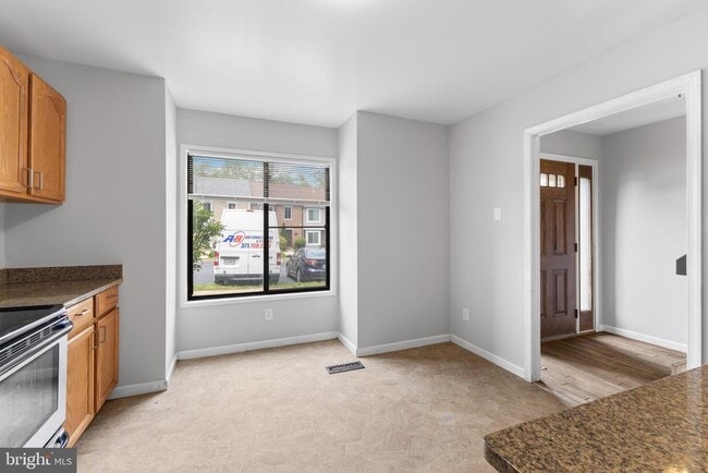 Photo - 2813 Cambridge Dr