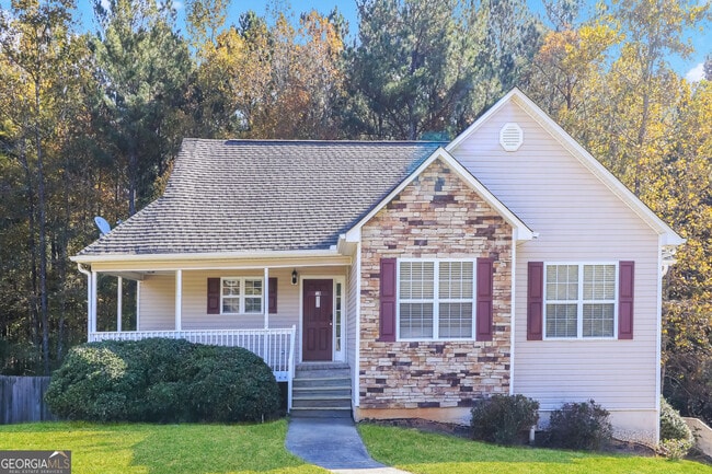 Building Photo - 13 Windrush Dr