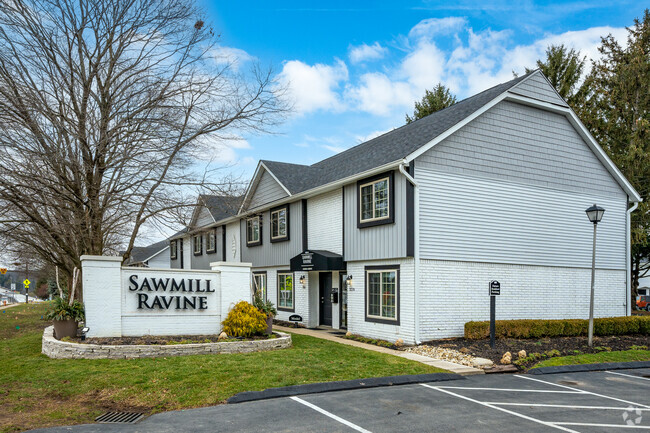 Building Photo - Reserve at Sawmill Ravine Townhomes & Gardens