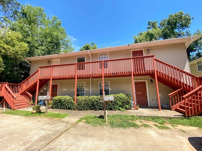 Photo - 1416 Charlotte St