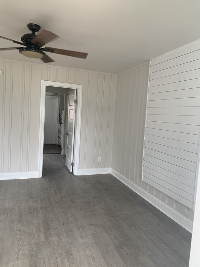 Photo - 201 N Franklin St