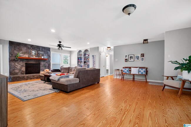 Photo - 1112 Blue Ridge Blvd