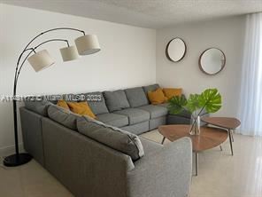 Photo - 1 br, 1 bath Condo - 2401 Collins Ave Apt ... Unidad Apt 1112