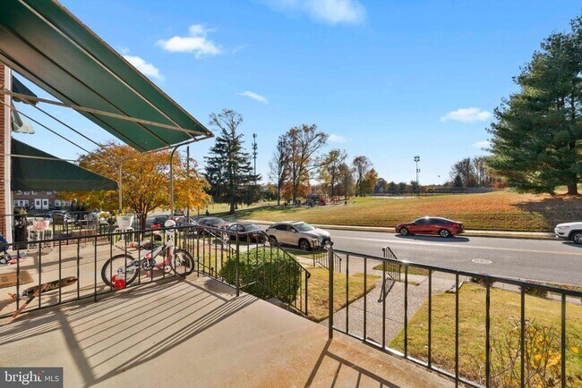 Photo - 1906 Glen Keith Blvd