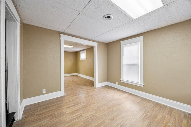 Photo - 744 Diamond Ave