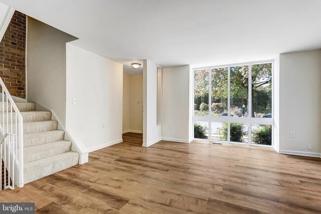 Photo - 4923 Casimir St