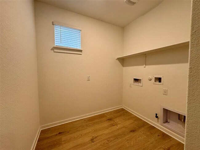 Photo - 2320 Magnolia Hl Dr