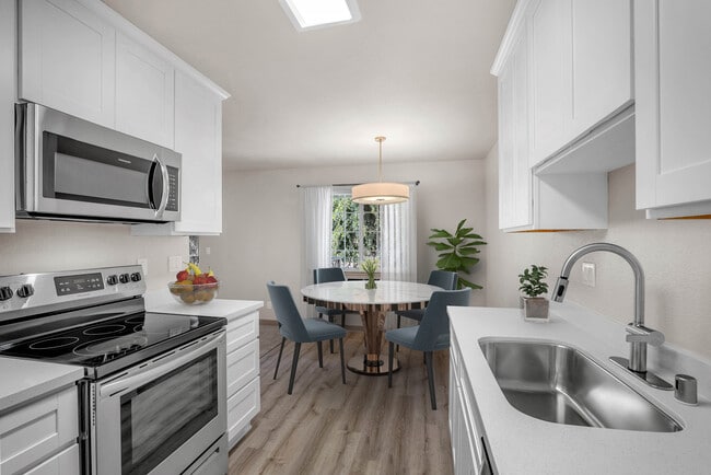 Photo - River Walk Apartments