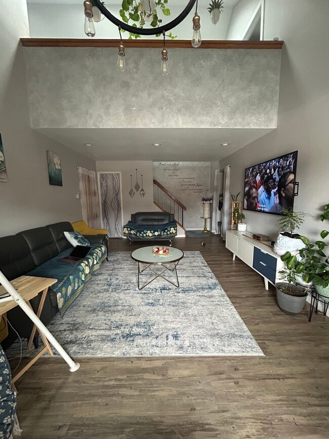 Photo - 92 Beverly Hl Ter Unidad E