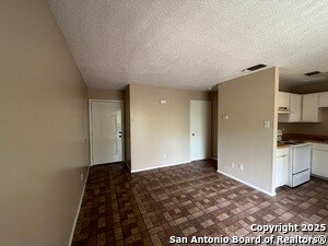 Photo - 300 Moursund Blvd Unit 8