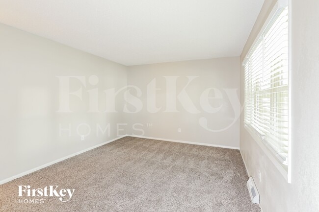 Photo - 5620 N Potter Ave