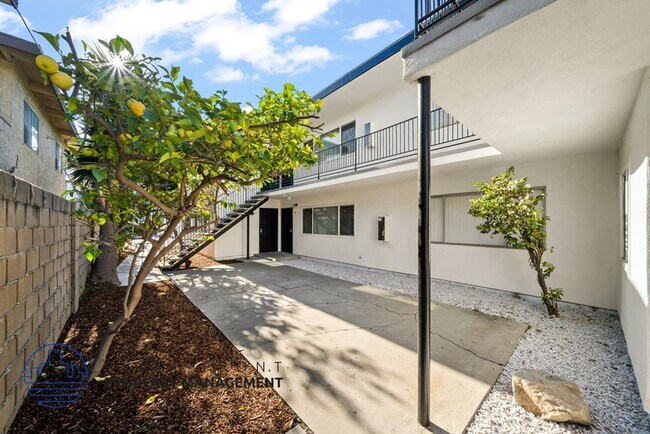 Photo - 1032 Bonita St.