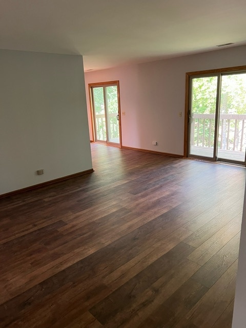 Photo - 406 Heine Ave