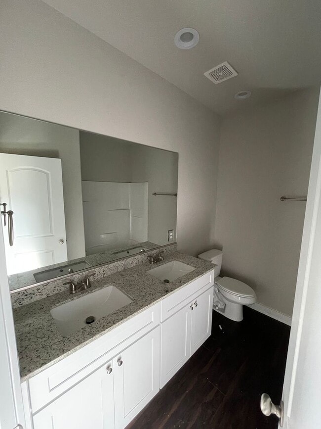 Photo - 3 BR/2 BA Corsicana Home