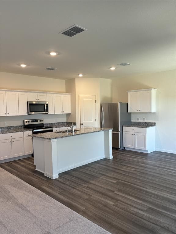 Photo - 702 Gemsbok Rd