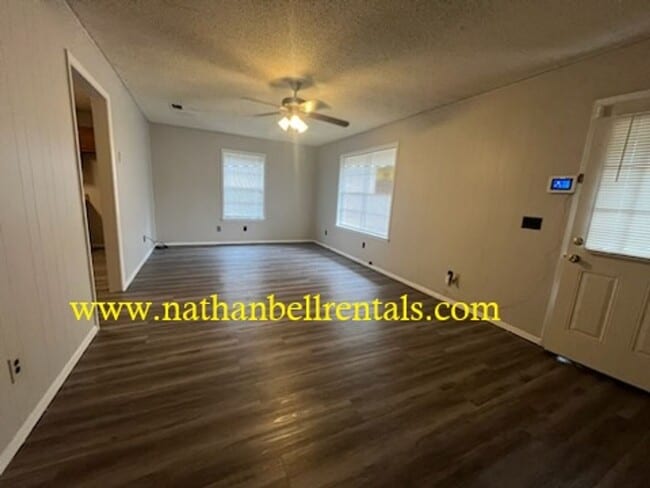 Photo - Single-Family Home: 2 bed, 1 bath
