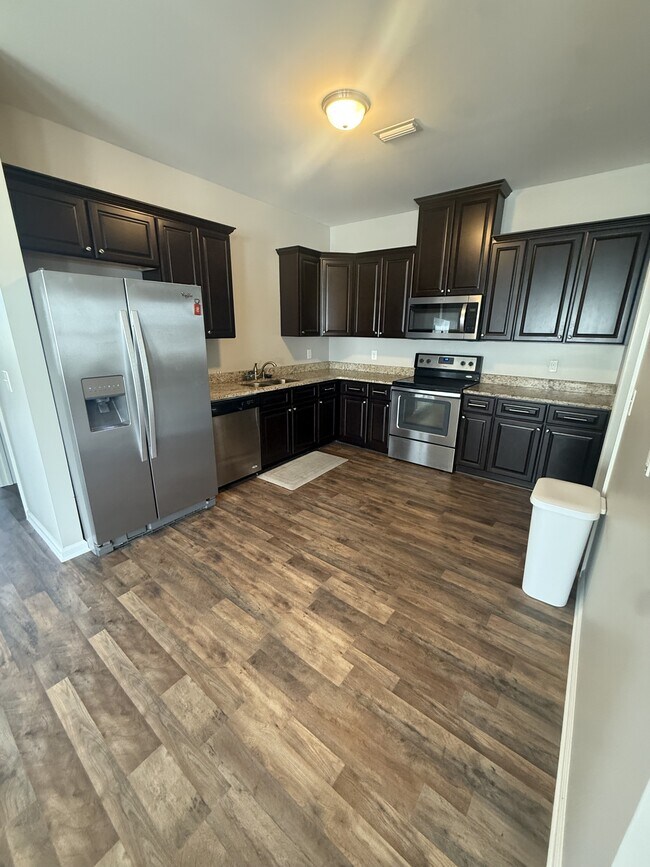 Photo - 124 Heyward Dr