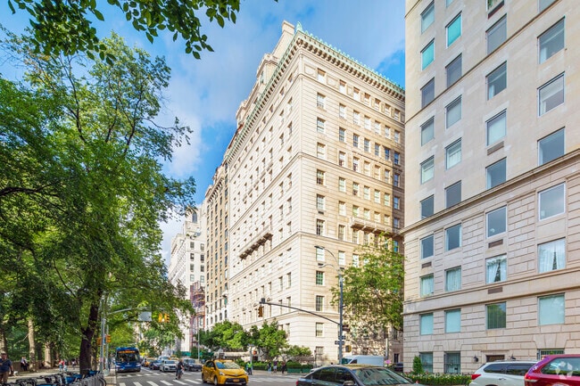 Photo - 825 5th Ave Apartments