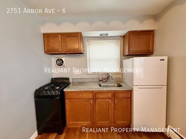Photo - 2751 Arbor Ave Unit 6
