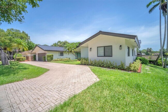 Photo - 3180 N 36th St
