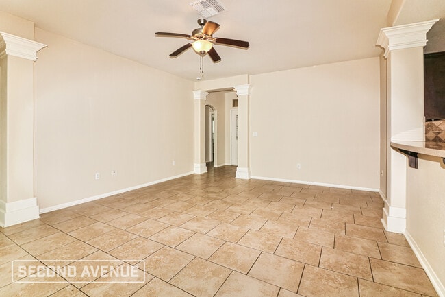 Photo - 1037 Imperial St