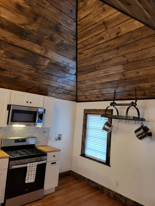 Photo - 1482 Cambridge St Unit 3