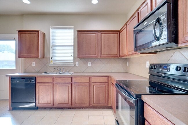 Photo - Gorgeous Home with Lots of Space!