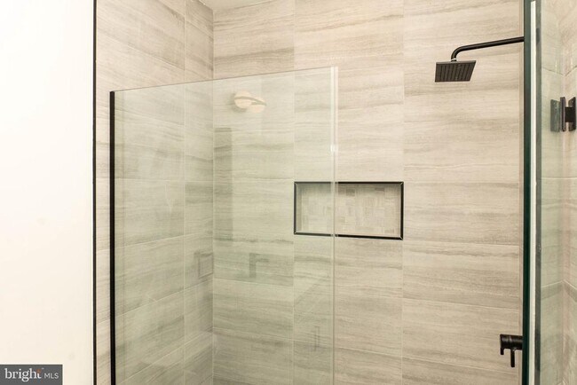 Photo - 223 S 44th St