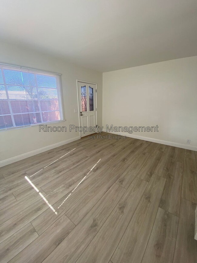 Photo - 451 S Olive St