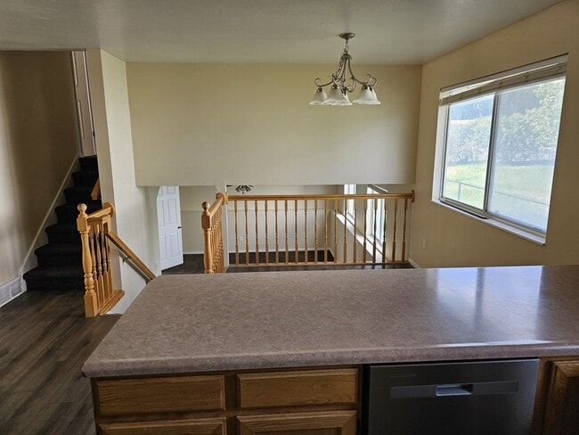 Photo - 613 E 1180 N St
