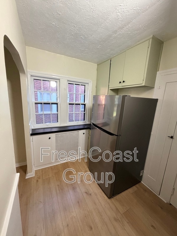 Photo - 18405 Newell Rd Unit 1 - Downstairs