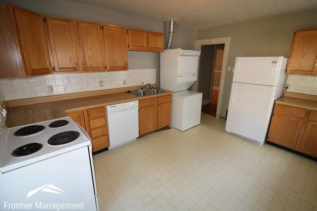 Photo - 1649 Fairchild Ave Unit 1