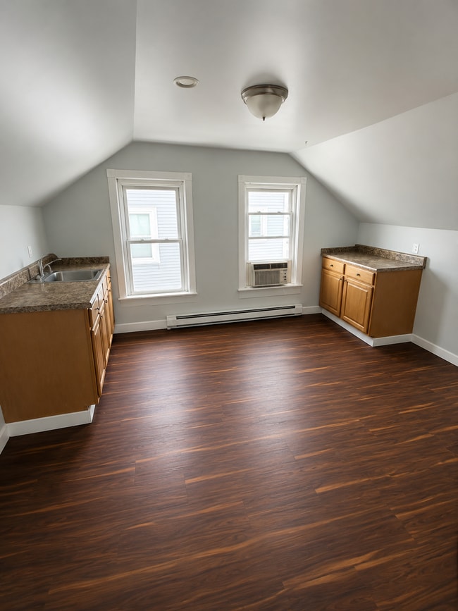 Photo - 37 Bowers St