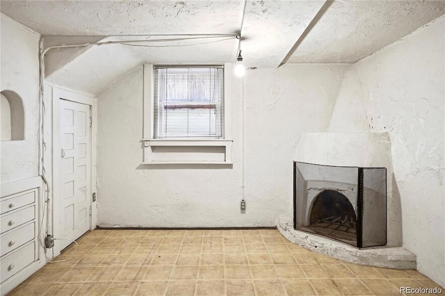 Photo - 840 Emerson St Unidad 6