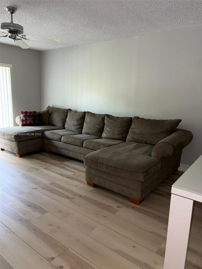 Photo - 4113 NW 88th Ave Unit 203