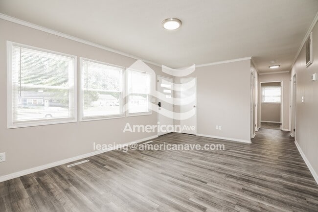 Photo - 4522 Riverside Dr