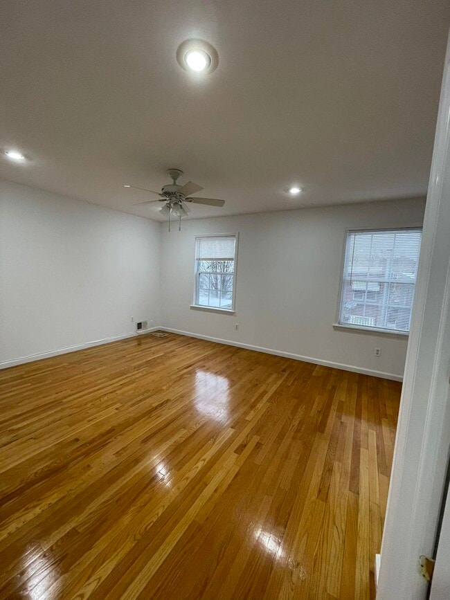 Photo - 90 Leonard St Unit 2A