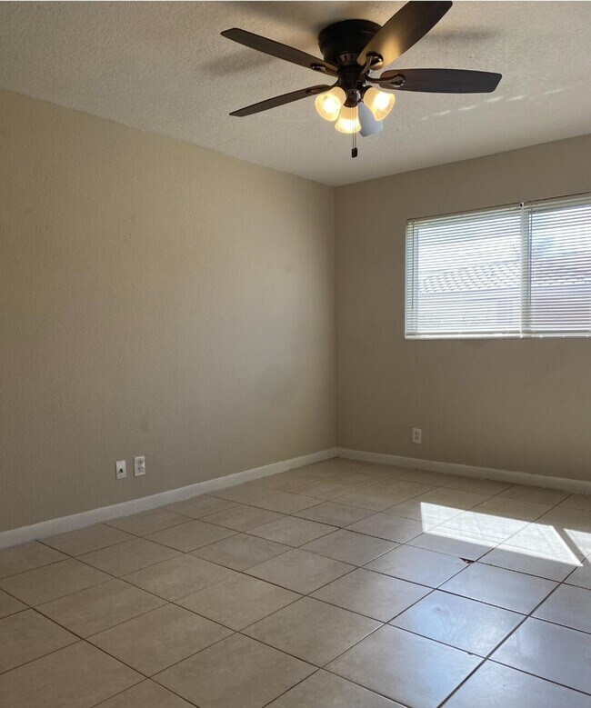 Photo - 124 Yacht Club Dr Unit 8