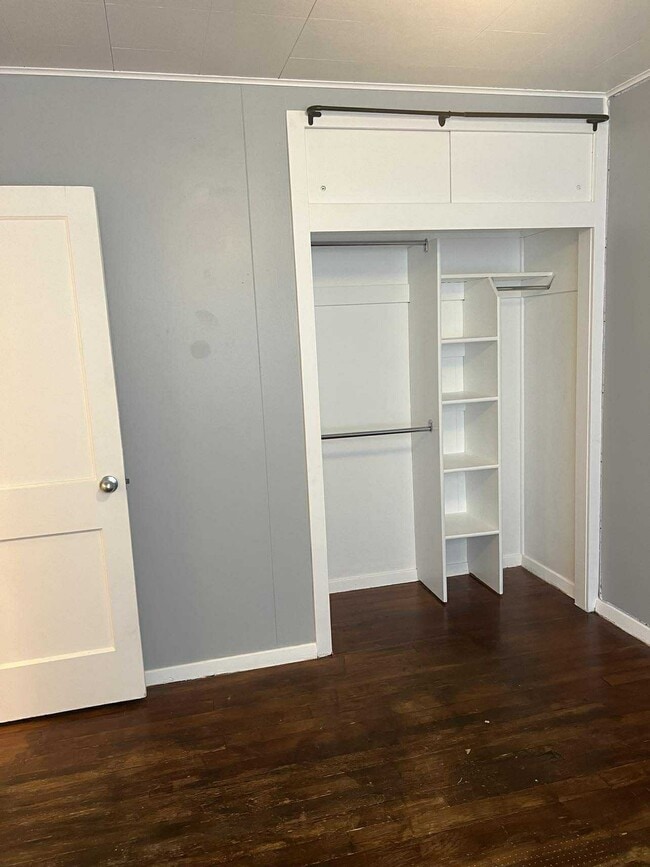 Photo - 3895 Quincy Ave