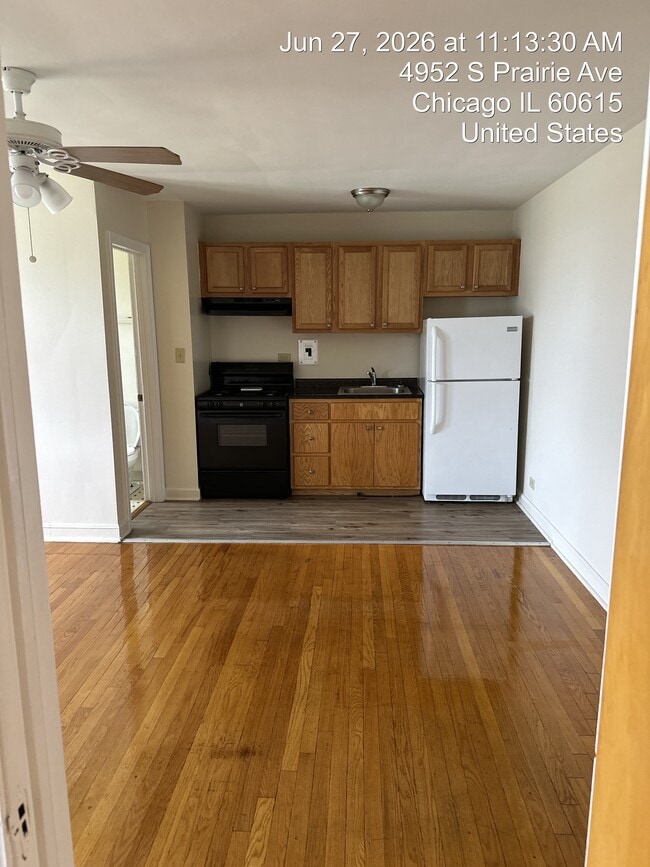 Photo - 4950 S Prairie Ave