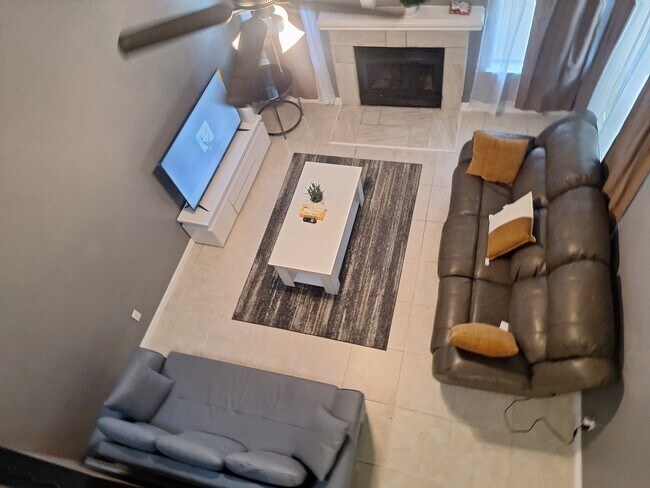 Photo - 2123 Chatham Square Ct