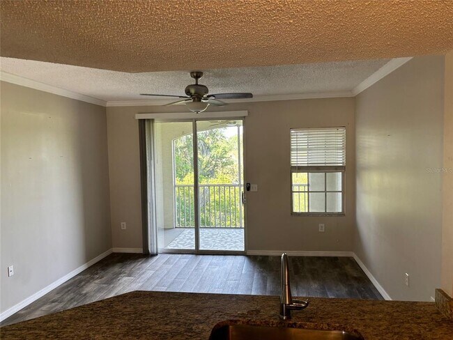 Photo - 5459 Bentgrass Dr Unit 2-114