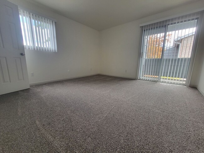 Photo - Fresh Boulder 1 Bedroom Condo for Rent with Pool, Tennis and Fitness Center in Hunter Creek Unit 5