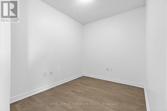 Photo - 275 Village Green Square Unit 1320