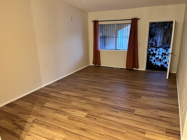 Photo - 4150 N Fremont Ave Unit BU4150-A