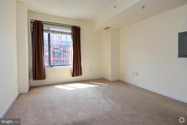 Building Photo - 475 K St NE Unit 920 Rental