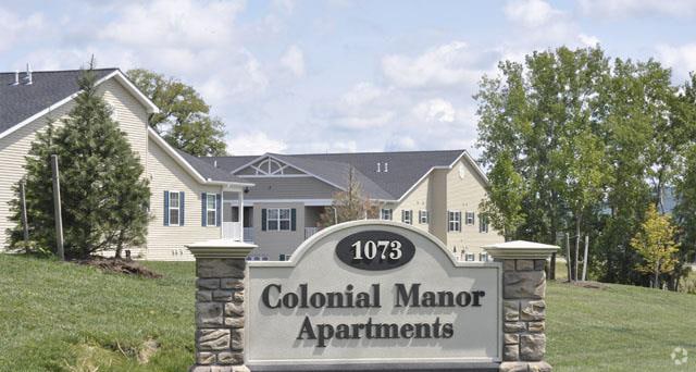 Photo - Colonial Manor Apartments